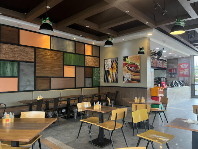 20250612 Burger King Sunset Road Photo by Dreamer Meng 20250612 Burger King Sunset Road Photo by Dreamer Meng